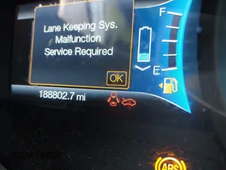 2014 Ford Fusion SE Hybrid with VIN 3FA6P0LU2ER168949, listed as a IAAI auction lot 40366468 with 188,802 mi miles. Bid and sale history available at carsss.com. Image 7.