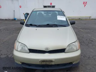 2001 Toyota ECHO with VIN JTDBT123610159121, listed as a IAAI auction lot 41766134 with 256,250 mi miles. Bid and sale history available at carsss.com. Image 12.