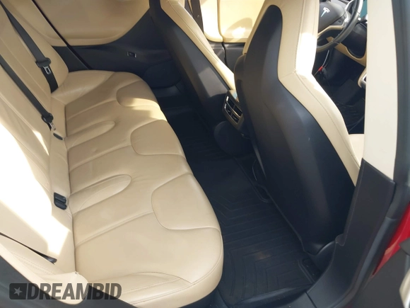 2013 Tesla Model S с VIN 5YJSA1CN9DFP09973, выставлен на аукционе IAAI как лот 41657188 с пробегом 61 546 миль миль и . История ставок и продаж доступна на DreamBid. Изображение 8.