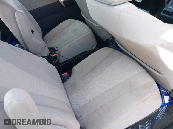 2013 Mazda 5 Touring with VIN JM1CW2CL8D0151929, listed as a IAAI auction lot 41553179 with 89,640 mi miles. Bid and sale history available at carsss.com. Image 8.