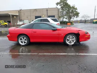 1999 Chevrolet Camaro Z28 z VIN 2G1FP22G2X2112215, wystawiony jako IAAI lot #41459474 z przebiegiem 106 832 mil mil oraz . Historia ofert i sprzedaży dostępna na DreamBid. Obrazek 13.