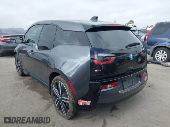 2017 BMW i3 z VIN WBY1Z8C32HV892344, wystawiony jako IAAI lot #42245334 z przebiegiem 48 335 mil mil oraz . Historia ofert i sprzedaży dostępna na DreamBid. Obrazek 3.