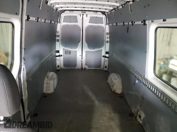 2011 Freightliner Sprinter z VIN WDRPE8CC7B5506404, wystawiony jako Copart lot #55090695 z przebiegiem 360 357 mil mil oraz Czysty tytuł • Clean title. Historia ofert i sprzedaży dostępna na DreamBid. Obrazek 10.