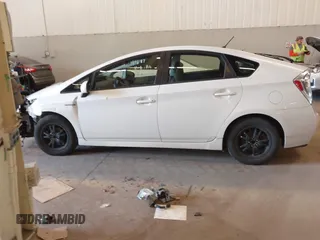 2015 Toyota Prius Four z VIN JTDKN3DU2F0470886, wystawiony jako IAAI lot #42157691 z przebiegiem 108 400 mil mil oraz . Historia ofert i sprzedaży dostępna na DreamBid. Obrazek 15.