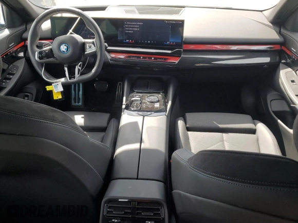 2024 BMW i5 eDrive40 with VIN WBY33FK04RCR92576, listed as a Copart auction lot 51180875 with 11,289 mi miles and Salvage title. Bid and sale history available at DreamBid. Image 8.
