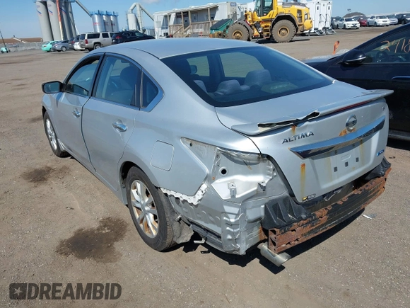 2014 Nissan Altima 2.5 S with VIN 1N4AL3AP0EC281303, listed as a IAAI auction lot 41995362 with 92,473 mi miles. Bid and sale history available at carsss.com. Image 3.