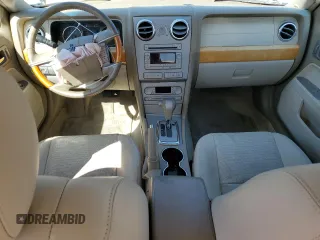 2008 Lincoln MKZ z VIN 3LNHM26T48R634178, wystawiony jako Copart lot #57401265 z przebiegiem 33 836 mil mil oraz Szkoda całkowita • Salvage title. Historia ofert i sprzedaży dostępna na DreamBid. Obrazek 8.