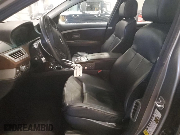2006 BMW 7 Series 750Li with VIN WBAHN83566DT63105, listed as a Copart auction lot 44746675 with 139,071 mi miles and Non Repairable. Bid and sale history available at DreamBid. Image 7.