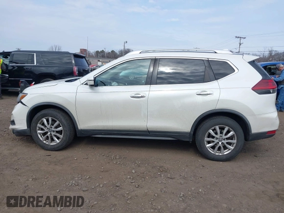 2018 Nissan Rogue SV with VIN KNMAT2MV7JP598545, listed as a IAAI auction lot 41719074 with 173,395 mi miles. Bid and sale history available at carsss.com. Image 14.