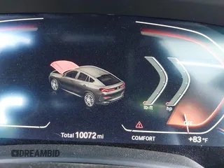 2021 BMW X6 sDrive40i z VIN 5UXCY4C06M9F26841, wystawiony jako IAAI lot #42122749 z przebiegiem 10 072 mil mil oraz . Historia ofert i sprzedaży dostępna na DreamBid. Obrazek 14.