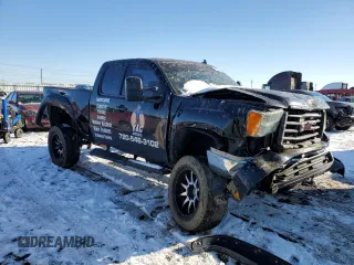 2007 GMC Sierra 2500HD SLT z VIN 1GTHK29647E522613, wystawiony jako Copart lot #42806305 z przebiegiem 253 385 mil mil oraz Szkoda całkowita • Salvage title. Historia ofert i sprzedaży dostępna na DreamBid. Obrazek 4.