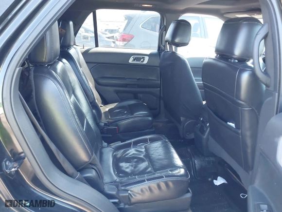 2013 Ford Explorer Limited with VIN 1FM5K8F81DGB67732, listed as a IAAI auction lot 41936155 with 289,536 mi miles. Bid and sale history available at carsss.com. Image 8.
