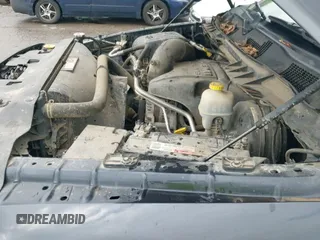 2014 Ram 1500 Express z VIN 1C6RR7KT2ES209790, wystawiony jako IAAI lot #42123172 z przebiegiem 151 485 mil mil oraz . Historia ofert i sprzedaży dostępna na DreamBid. Obrazek 19.