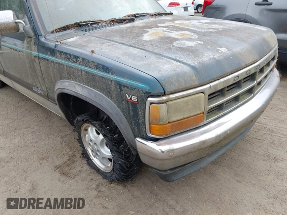 1994 Dodge Dakota z VIN 1B7GL23X8RS630456, wystawiony jako IAAI lot #42477536 z przebiegiem 280 421 mil mil oraz . Historia ofert i sprzedaży dostępna na DreamBid. Obrazek 6.