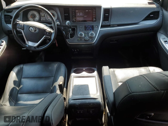 2020 Toyota Sienna SE with VIN 5TDXZ3DC4LS030663, listed as a Copart auction lot 60213385 with 51,633 mi miles and Salvage title. Bid and sale history available at DreamBid. Image 8.
