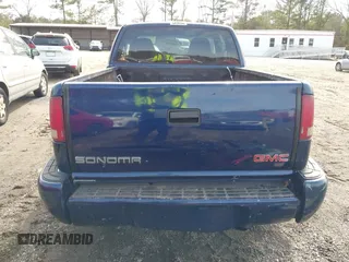 2002 GMC Sonoma SL Fleet with VIN 1GTCS19W528124872, listed as a IAAI auction lot 41452249 with 1 mi miles. Bid and sale history available at carsss.com. Image 17.