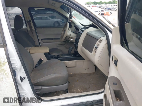 2008 Ford Escape XLS with VIN 1FMCU02Z38KD39585, listed as a IAAI auction lot 42197178 with 248,763 mi miles and . Bid and sale history available at DreamBid. Image 5.