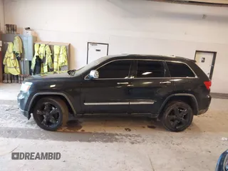 2011 Jeep Grand Cherokee Limited with VIN 1J4RR5GTXBC586647, listed as a IAAI auction lot 42332615 with 151,377 mi miles and . Bid and sale history available at DreamBid. Image 14.