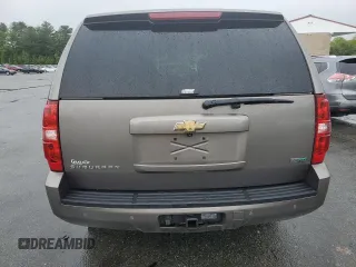 2011 Chevrolet Suburban LT z VIN 1GNSKJE39BR161772, wystawiony jako Copart lot #57075955 z przebiegiem Nie podano mil oraz Czysty tytuł • Clean title. Historia ofert i sprzedaży dostępna na DreamBid. Obrazek 6.