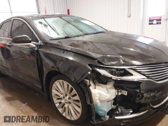 2014 Lincoln MKZ with VIN 3LN6L2G93ER800523, listed as a IAAI auction lot 41296957 with 140,136 mi miles. Bid and sale history available at carsss.com. Image 6.