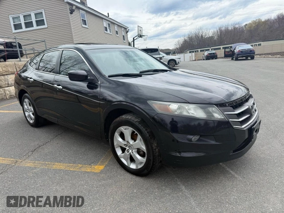 2010 Honda Crosstour EX-L z VIN 5J6TF2H56AL005365, wystawiony jako Copart lot #53543575 z przebiegiem 199 821 mil mil oraz Czysty tytuł • Clean title. Historia ofert i sprzedaży dostępna na DreamBid. Obrazek 1.