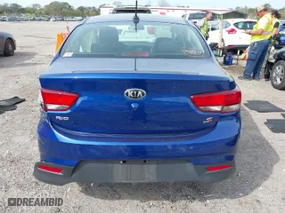 2018 Kia Rio LX with VIN 3KPA24AB0JE136739, listed as a IAAI auction lot 41608119 with 57,629 mi miles. Bid and sale history available at carsss.com. Image 16.