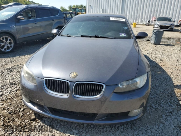 2008 BMW 3 Series 328i with VIN WBAWR33548P152467, listed as a Copart auction lot 71190064 with 136,374 mi miles and Salvage Title. Bid and sale history available at carsss.com. Image 5.