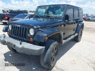 2007 Jeep Wrangler Unlimited Sahara with VIN 1J4GA59187L187656, listed as a IAAI auction lot 42554114 with 200,840 mi miles and . Bid and sale history available at DreamBid. Image 17.