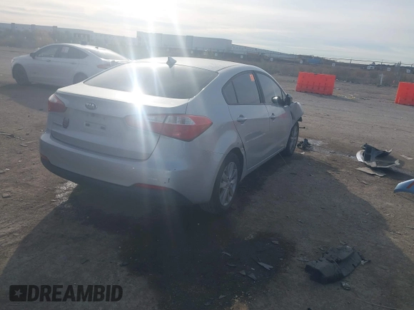 2016 Kia Forte LX with VIN KNAFK4A66G5585773, listed as a IAAI auction lot 41086399 with 1 mi miles. Bid and sale history available at carsss.com. Image 4.