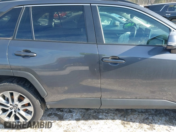 2023 Toyota RAV4 XLE Premium with VIN 2T3A1RFV9PC374171, listed as a IAAI auction lot 41261537 with 32,820 mi miles. Bid and sale history available at carsss.com. Image 13.