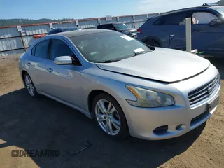 2010 Nissan Maxima SV z VIN 1N4AA5AP8AC875195, wystawiony jako IAAI lot #42473566 z przebiegiem 182 862 mil mil oraz . Historia ofert i sprzedaży dostępna na DreamBid. Obrazek 1.
