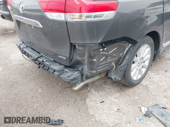 2011 Toyota Sienna XLE AAS with VIN 5TDYK3DC9BS158209, listed as a IAAI auction lot 42163526 with 107,385 mi miles and . Bid and sale history available at DreamBid. Image 12.
