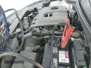 2020 Hyundai Elantra SEL с VIN 5NPD84LF5LH541425, выставлен на аукционе IAAI как лот 42839123 с пробегом 120 468 миль миль и . История ставок и продаж доступна на DreamBid. Изображение 18.