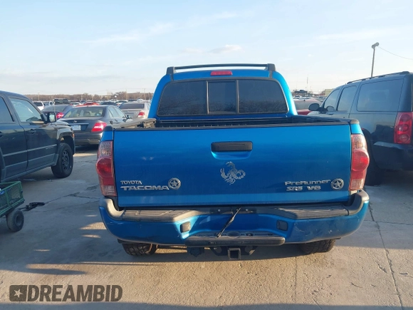 2008 Toyota Tacoma PreRunner with VIN 3TMJU62N38M056852, listed as a IAAI auction lot 41682752 with 163,652 mi miles. Bid and sale history available at carsss.com. Image 16.