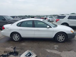 2006 Ford Taurus SEL with VIN 1FAFP56U66A157120, listed as a IAAI auction lot 42394804 with 111,309 mi miles and . Bid and sale history available at DreamBid. Image 13.