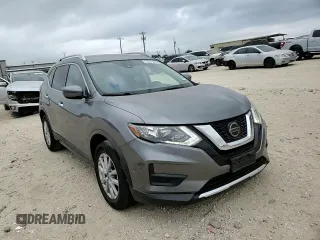 2020 Nissan Rogue SV z VIN KNMAT2MTXLP523694, wystawiony jako Copart lot #53279835 z przebiegiem 49 825 mil mil oraz Szkoda całkowita • Salvage title. Historia ofert i sprzedaży dostępna na DreamBid. Obrazek 10.