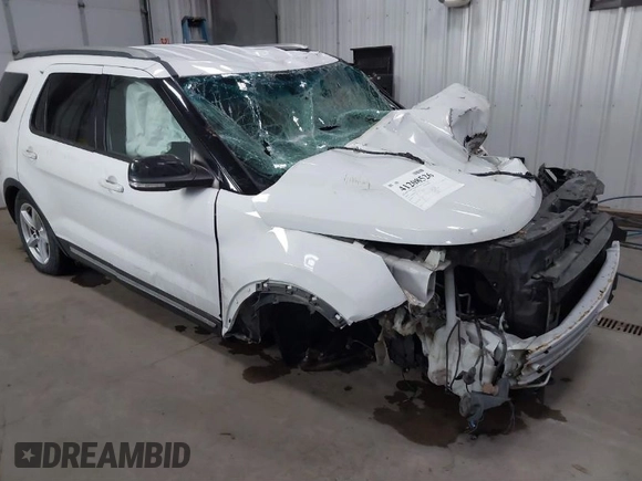 2016 Ford Explorer XLT with VIN 1FM5K8DH1GGC71922, listed as a IAAI auction lot 41208526 with 116,884 mi miles and . Bid and sale history available at DreamBid. Image 1.