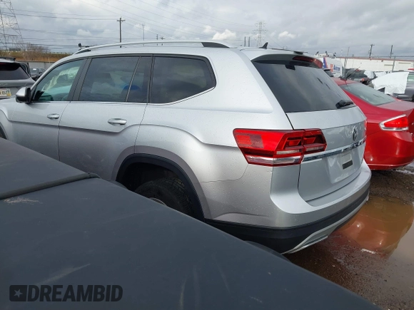 2018 Volkswagen Atlas S with VIN 1V2AP2CA3JC531272, listed as a IAAI auction lot 41224191 with 127,276 mi miles and . Bid and sale history available at DreamBid. Image 3.