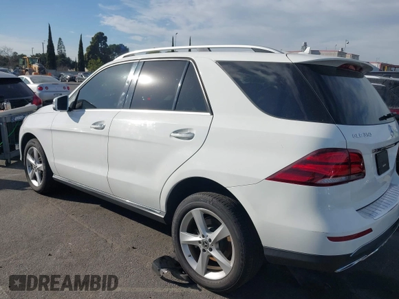 2018 Mercedes-Benz GLE 350 z VIN 4JGDA5JBXJB107506, wystawiony jako IAAI lot #41688362 z przebiegiem 94 104 mil mil oraz . Historia ofert i sprzedaży dostępna na DreamBid. Obrazek 14.
