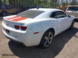 2010 Chevrolet Camaro 1LT with VIN 2G1FB1EV4A9193607, listed as a IAAI auction lot 42049550 with 196,313 mi miles. Bid and sale history available at carsss.com. Image 4.