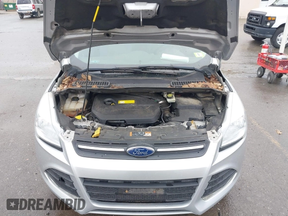 2015 Ford Escape SE with VIN 1FMCU9GX0FUB99881, listed as a IAAI auction lot 41919660 with 138,561 mi miles. Bid and sale history available at carsss.com. Image 10.