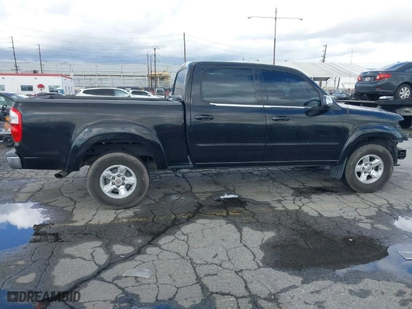 2005 Toyota Tundra SR5 with VIN 5TBET34185S475717, listed as a IAAI auction lot 41755564 with 237,629 mi miles. Bid and sale history available at carsss.com. Image 14.