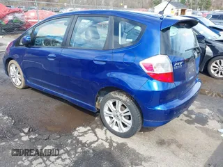 2009 Honda Fit Sport with VIN JHMGE88459S053654, listed as a IAAI auction lot 42036062 with 190,246 mi miles. Bid and sale history available at carsss.com. Image 3.