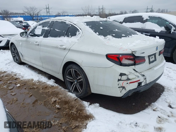 2021 BMW 5 Series 540i xDrive with VIN WBA73BJ06MWX35226, listed as a IAAI auction lot 41534763 with 30,816 mi miles and . Bid and sale history available at DreamBid. Image 3.