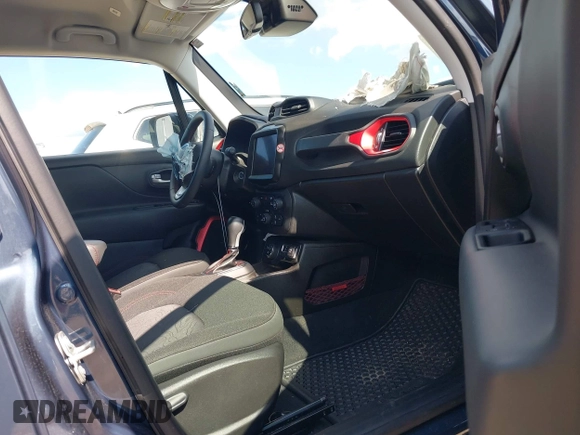 2023 Jeep Renegade Trailhawk with VIN ZACNJDC19PPP70231, listed as a IAAI auction lot 42236217 with 30,880 mi miles and . Bid and sale history available at DreamBid. Image 5.