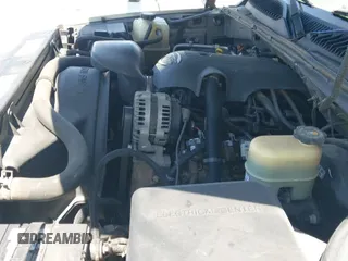 2001 Chevrolet Tahoe LT с VIN 1GNEK13T21R104604, выставлен на аукционе IAAI как лот 42663789 с пробегом 224 780 миль миль и . История ставок и продаж доступна на DreamBid. Изображение 16.