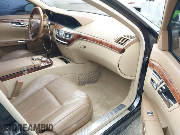 2008 Mercedes-Benz S 550 with VIN WDDNG86X98A240227, listed as a IAAI auction lot 41783980 with 155,929 mi miles and . Bid and sale history available at DreamBid. Image 5.