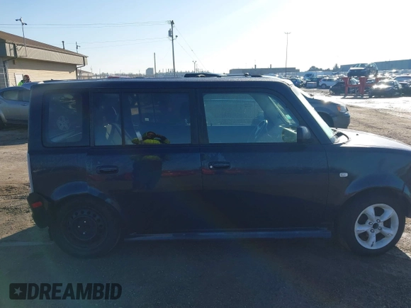 2006 Scion xB z VIN JTLKT334364114788, wystawiony jako IAAI lot #41759918 z przebiegiem 268 848 mil mil oraz . Historia ofert i sprzedaży dostępna na DreamBid. Obrazek 13.