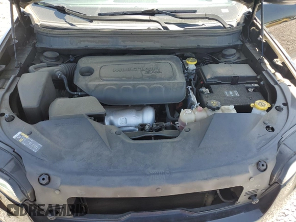 2019 Jeep Cherokee Limited z VIN 1C4PJLDB8KD439144, wystawiony jako Copart lot #52610545 z przebiegiem 99 531 mil mil oraz Szkoda całkowita • Salvage title. Historia ofert i sprzedaży dostępna na DreamBid. Obrazek 13.