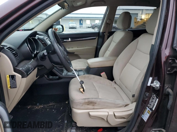 2013 Kia Sorento LX with VIN 5XYKT4A20DG314559, listed as a Copart auction lot 85943334 with 166,771 mi miles and Salvage title. Bid and sale history available at DreamBid. Image 7.